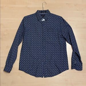 Men’s Button Down Shirt Size Medium Floral Print